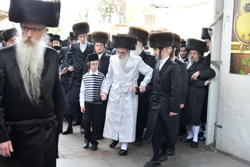 מההכנה עד לחג: פסח עם האדמו"ר מויז'ניץ