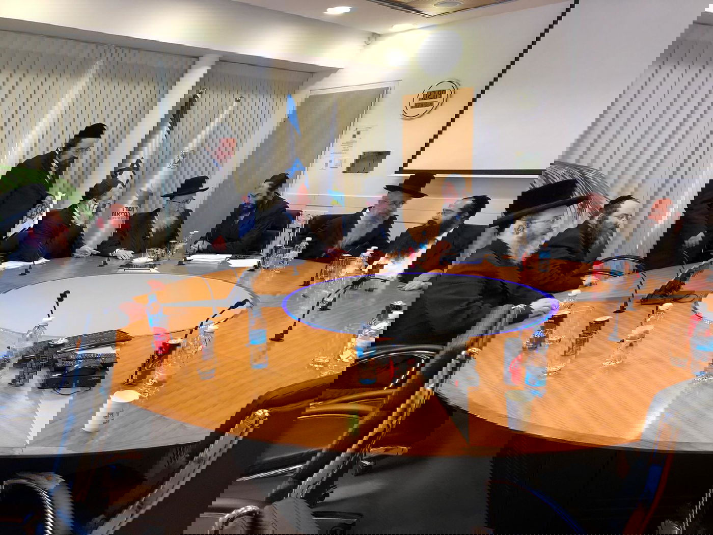 נציגי אגודת ישראל, בישיבה עם יו"ר התנועה