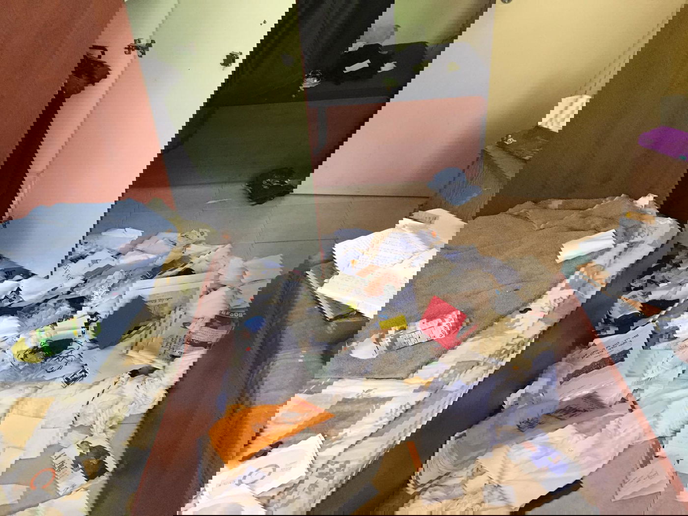 פריצה ופוגרום בפנימייה של ישיבת מיר; המשטרה חוקרת