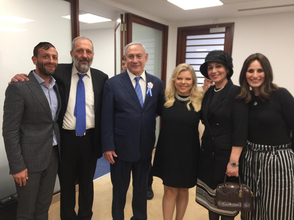 איחוד משפחות: נתניהו ודרעי בלשכת רוה"מ