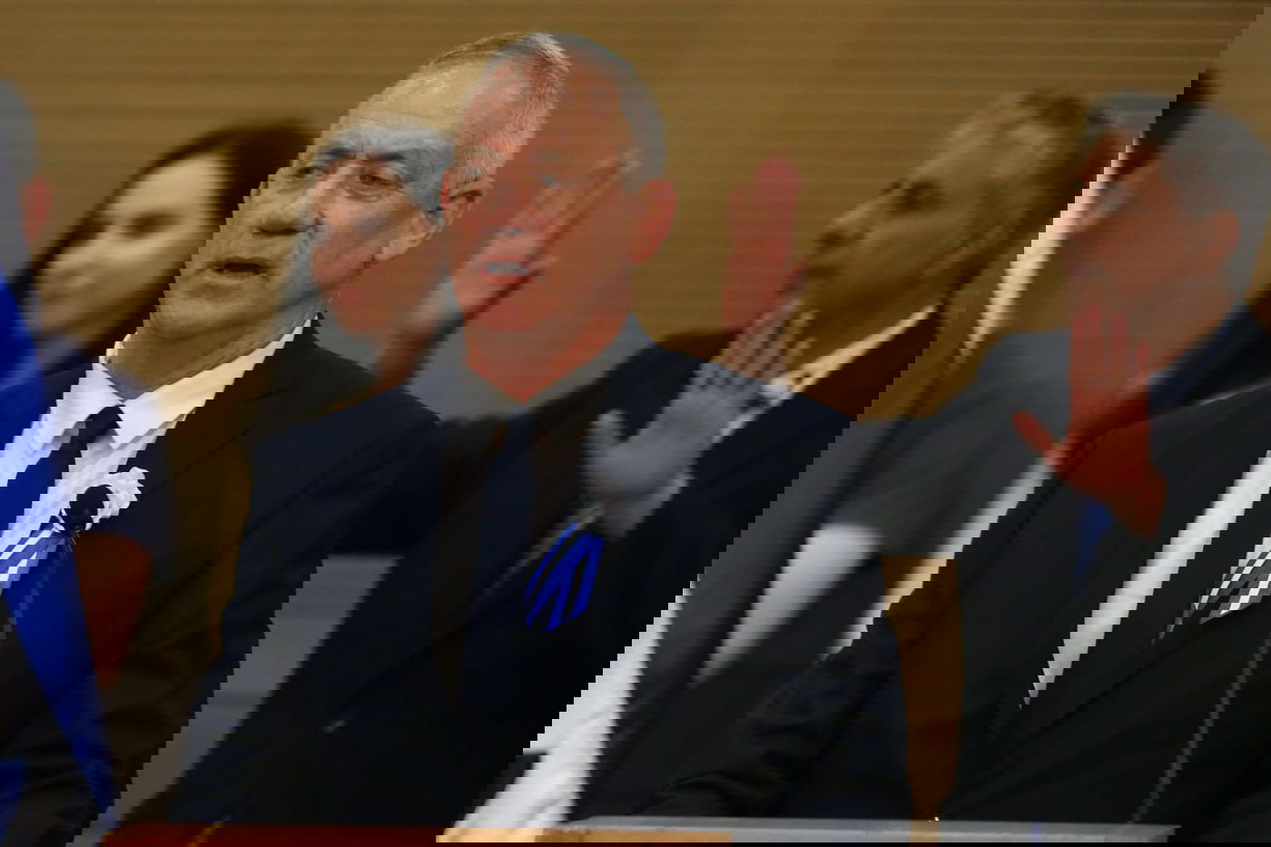 גנץ חבש כיפה: "לא תשנא את אחיך בלבבך"