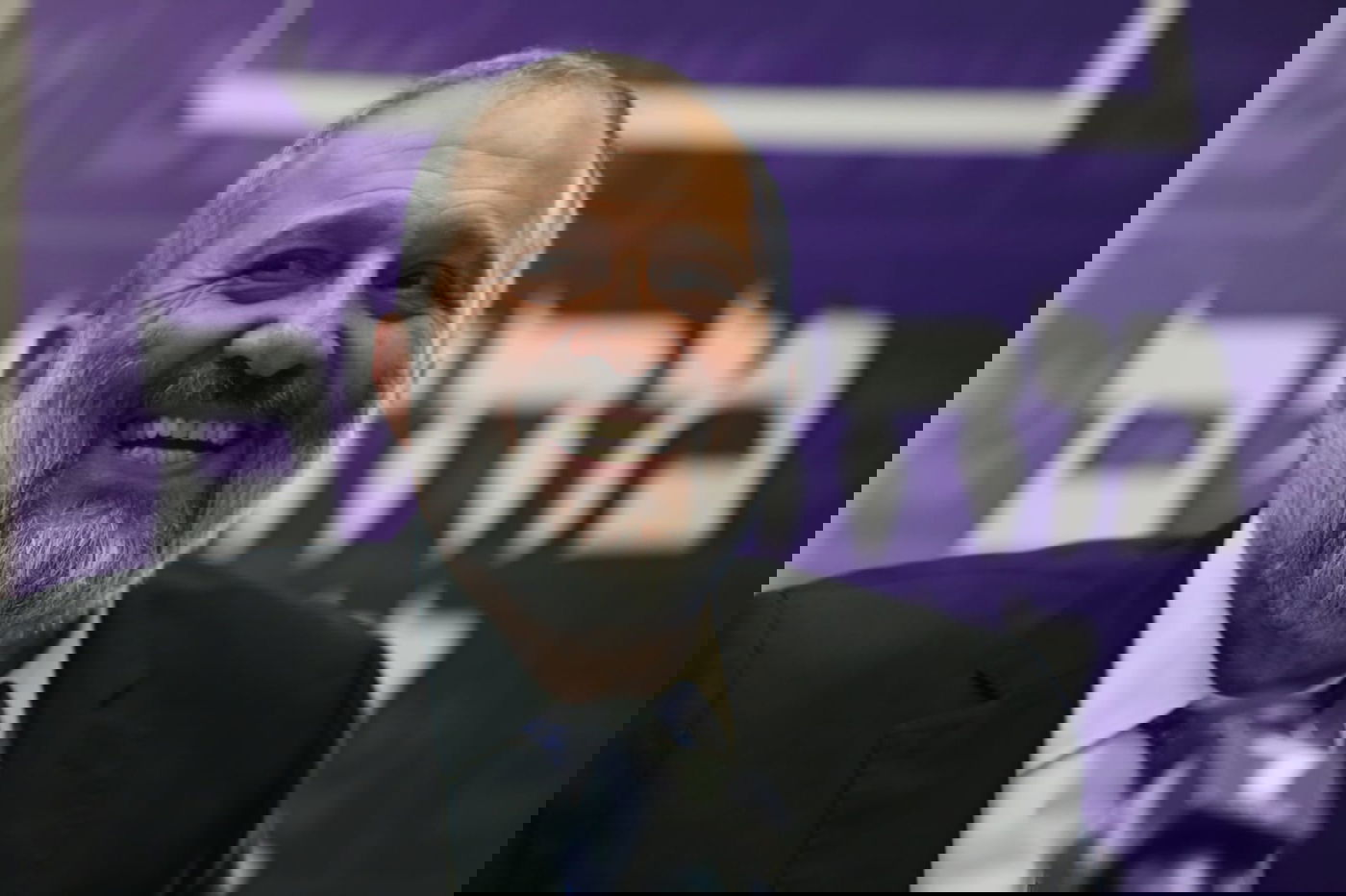 ש"ס מצטרפת לקרב: דרעי דורש את משרד השיכון