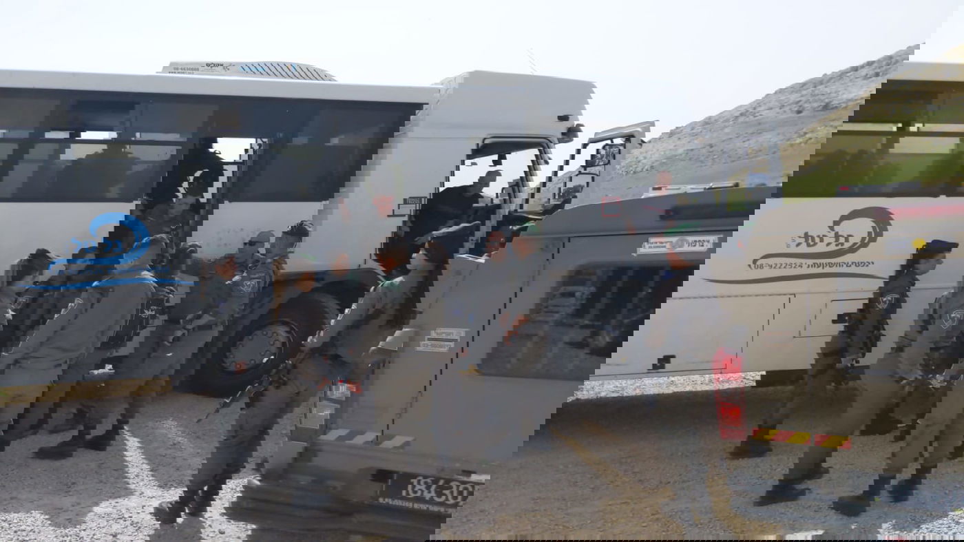 צפו: מאות שוטרים הרסו בתי יהודים בבנימין