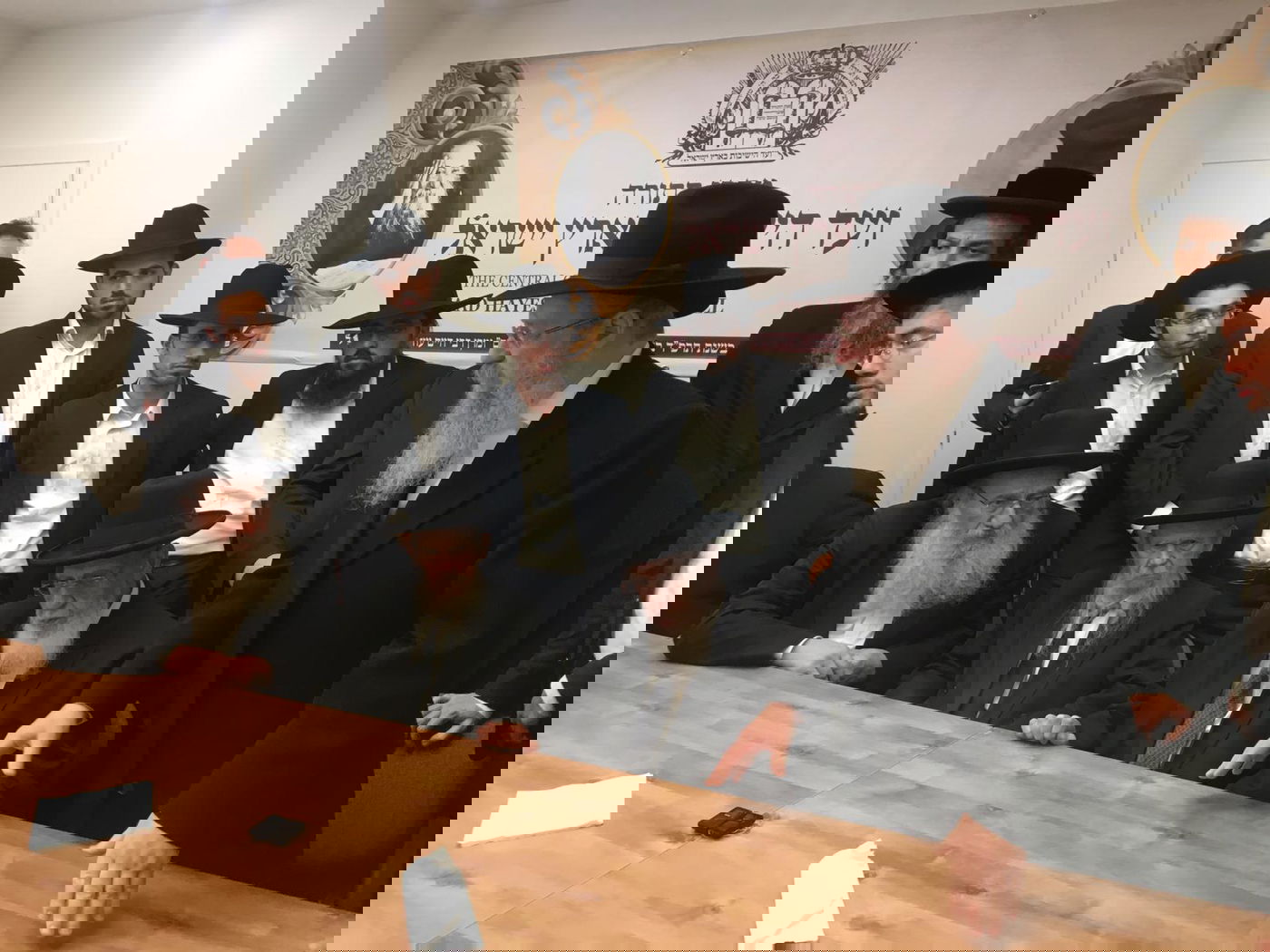 חכם שלום: "שלא ישתתפו בממשלה בלי 'גיוס' ותקציבים"