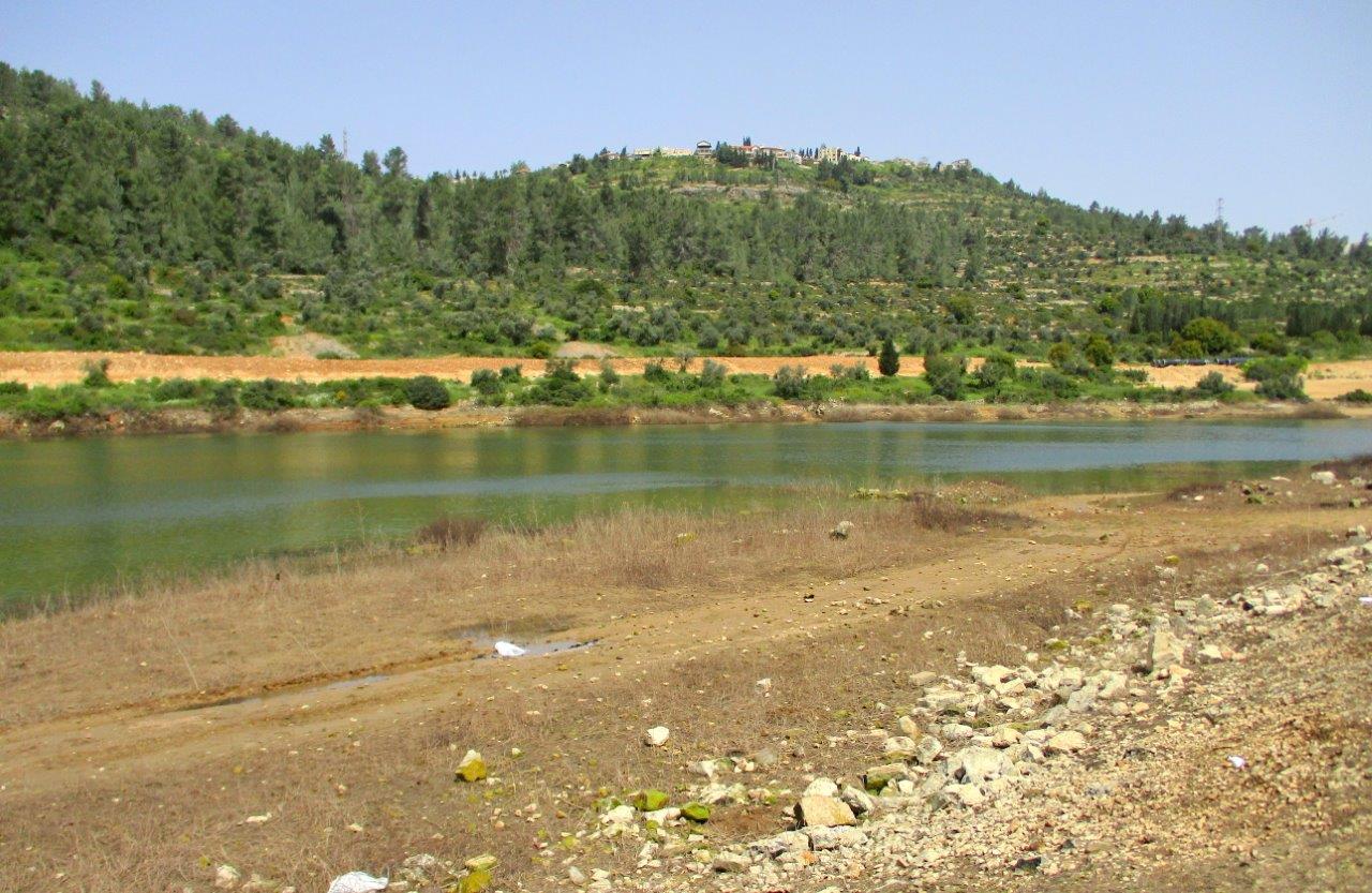 מאגר בית זית