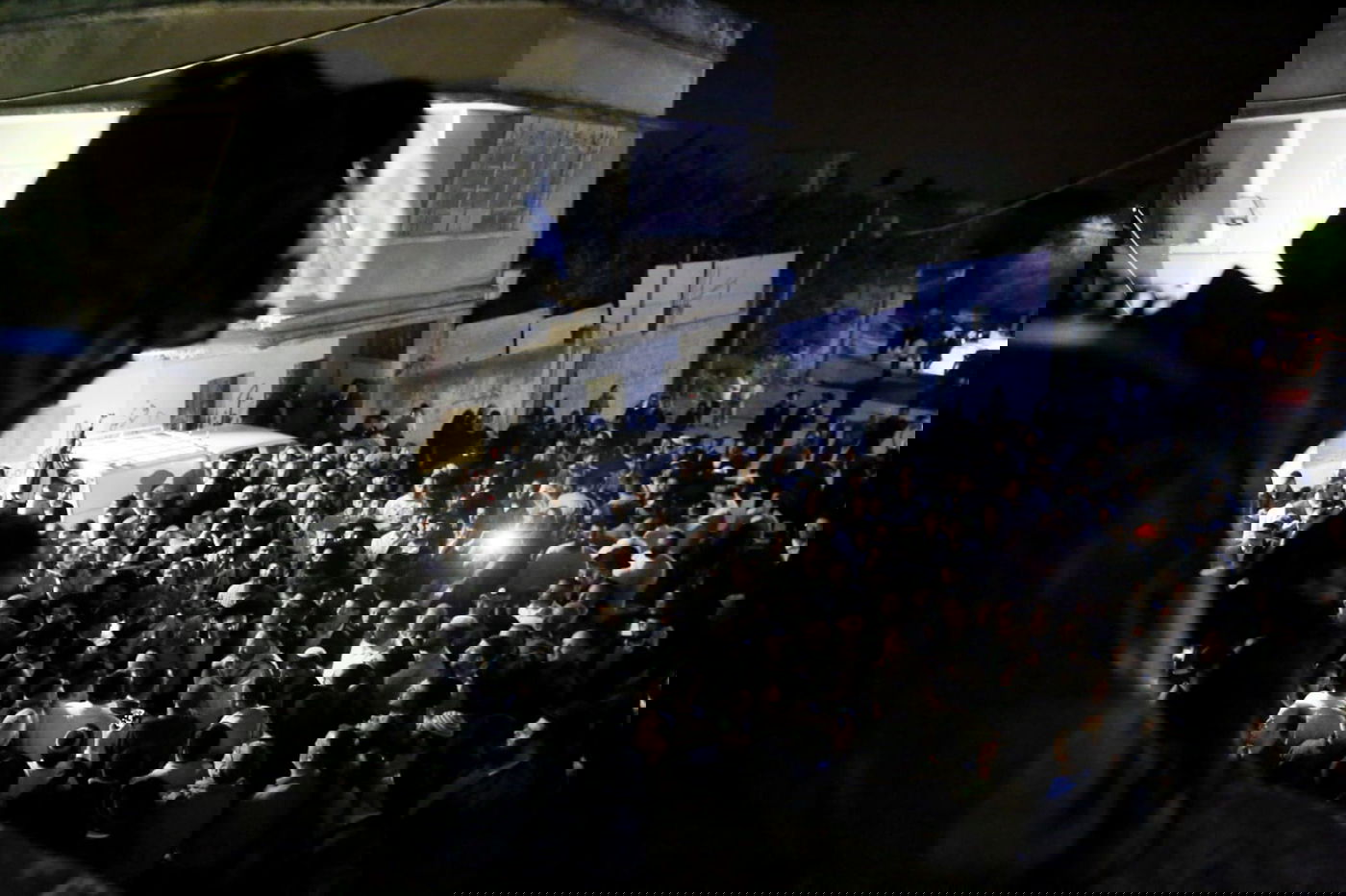 אלפים התפללו בקברו של יהושע בן נון • צפו