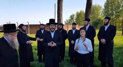 ישראל אדלר ודודי לינקר במחרוזת בבירקנאו