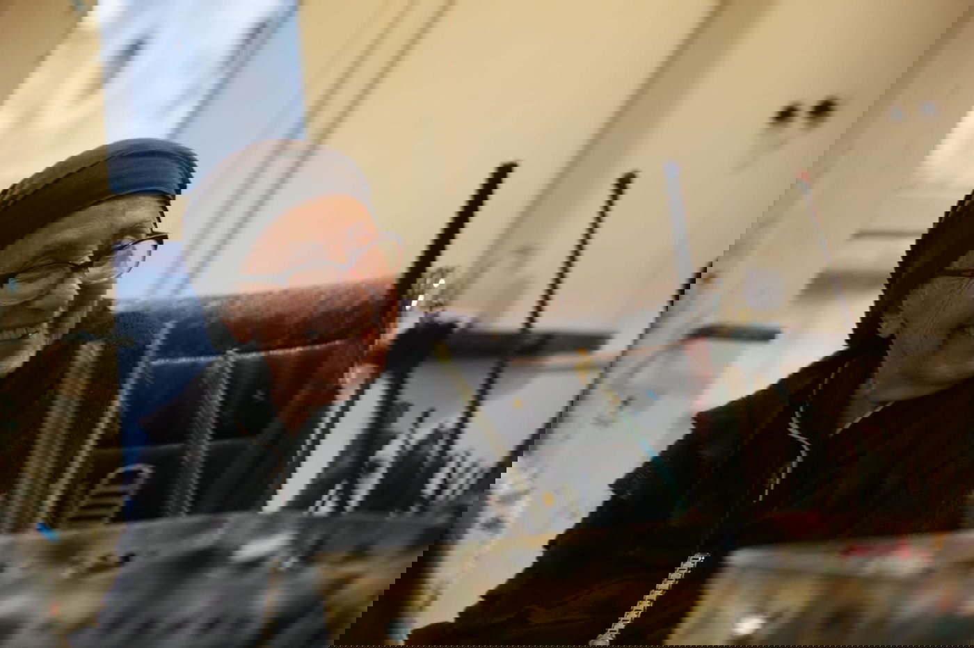 הניצולה שלא מציירת על השואה: "מעציב אנשים"