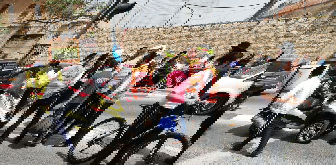 צעיר חרדי שרכב על אופניים נפצע בינוני