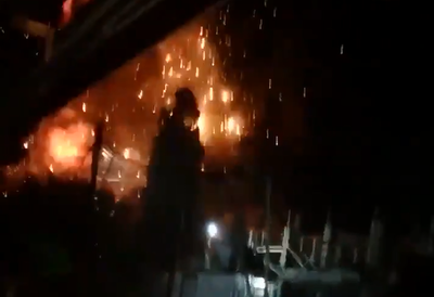 צפו: מטוסי קרב מפציצים בניינים ברצועה