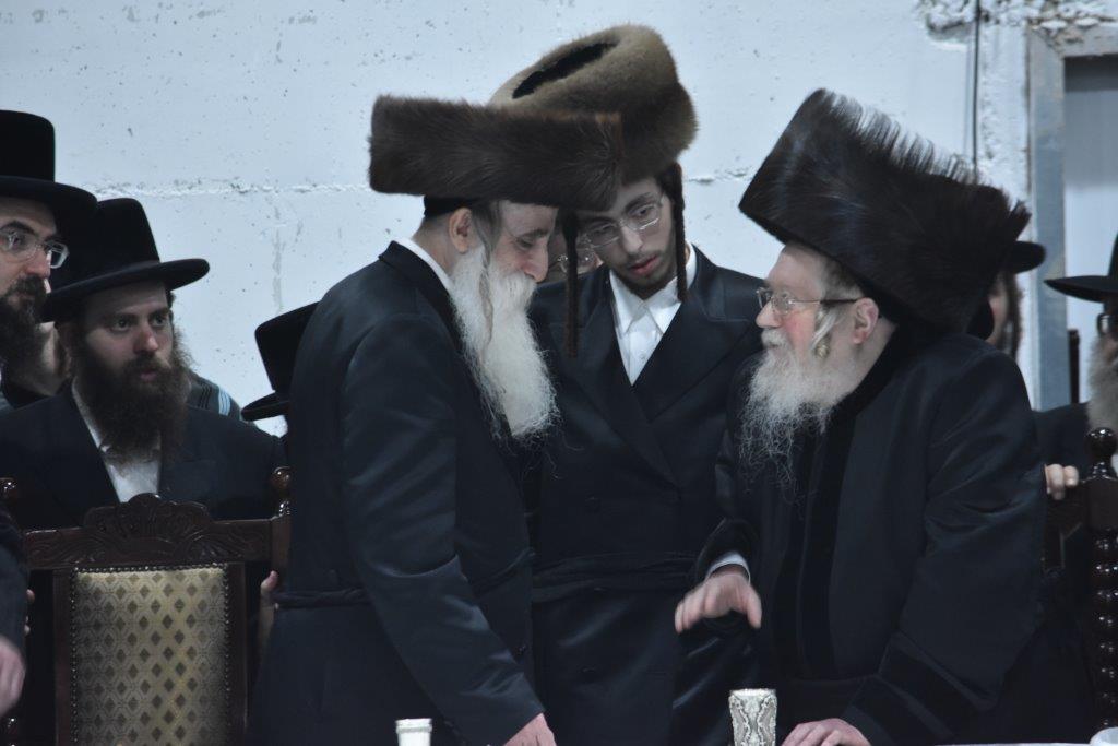 תיעוד: שמחת מחנובקא-בעלזא-קרעטשניף