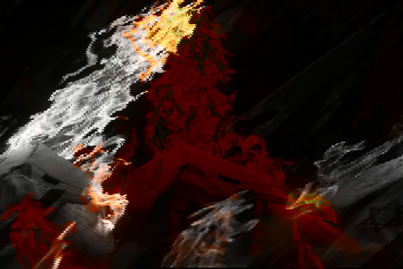 קיצונים תקפו רכב כיבוי - בגלל דגל ישראל