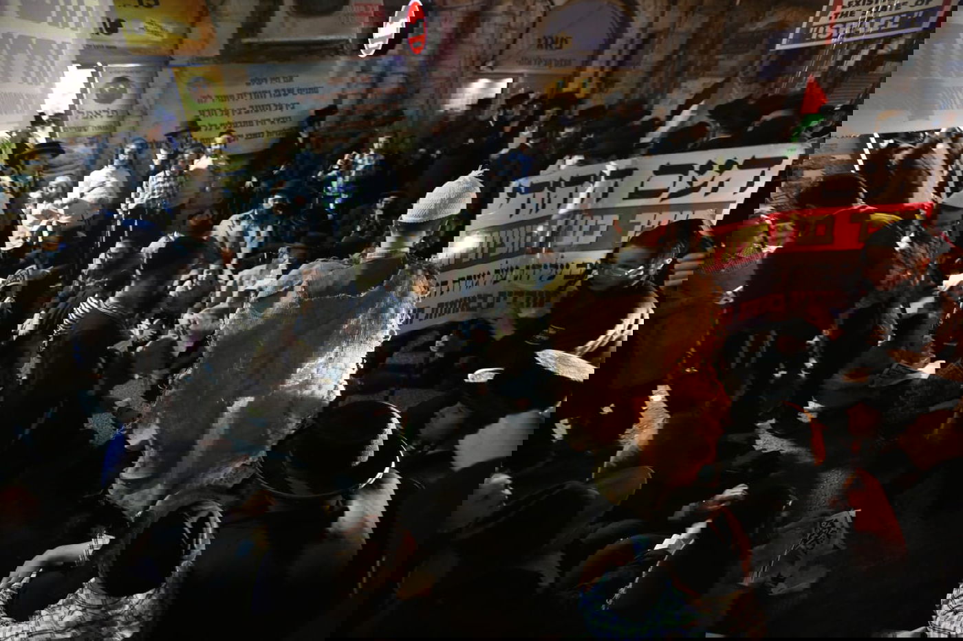 קיצונים תקפו רכב כיבוי - בגלל דגל ישראל