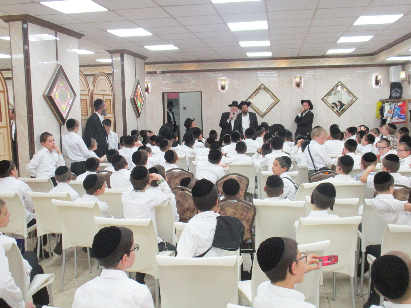 תיעוד: כינוס ילדי החיידר החדש של 'הפלג'