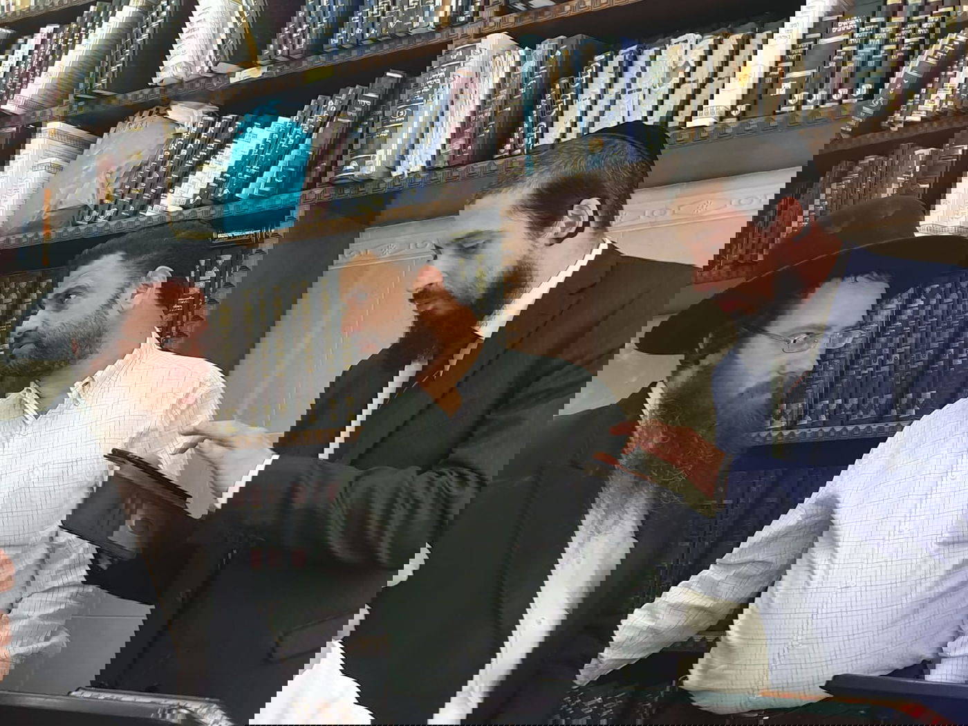 הקהילה חגגה את סיום הש"ס של אחד מחבריה