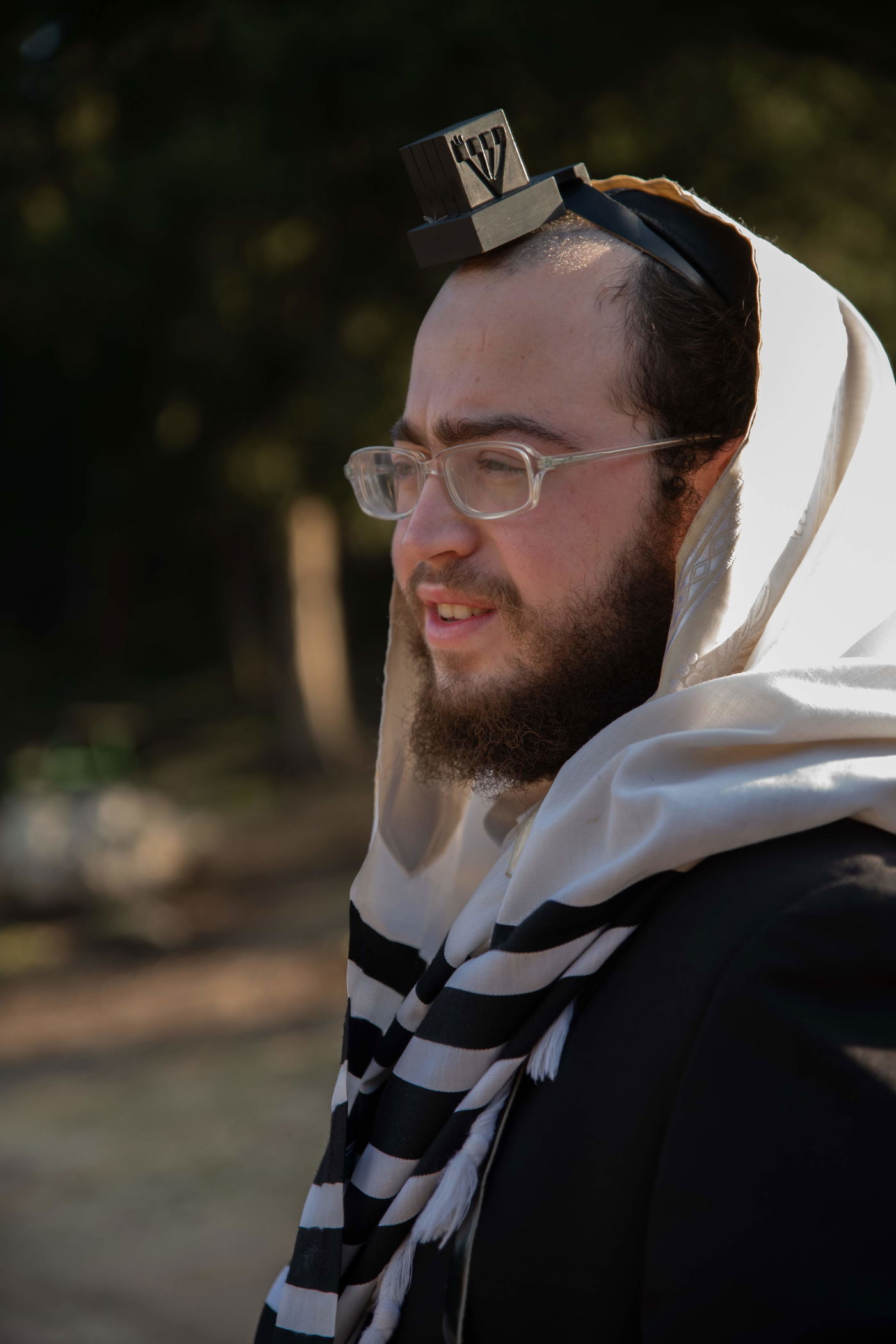 מרגש: כשהקדוש ר' פנחס מנחם פשווזמן הי"ד התפלל ביער | בלעדי