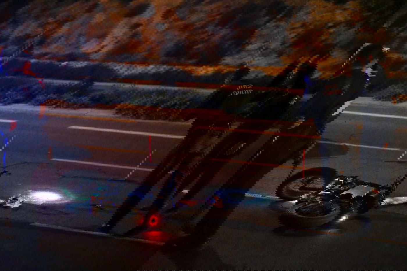 המשטרה: רוכב האופניים נפצע קשה בתאונה עצמית