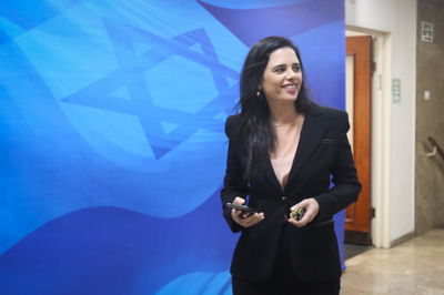 הפגישה החשאית של איילת שקד ונתן אשל