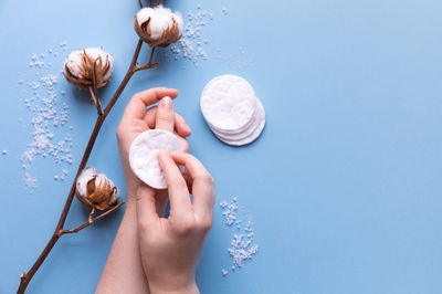 7 דרכים להוריד איפור ללא מסיר איפור