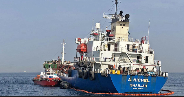 אחת הספינות שנפגעו