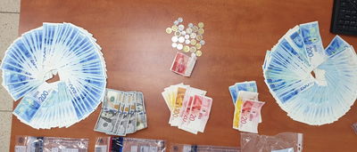 ניסו לפרוט עשרות אלפי יורו מזויפים ונתפסו