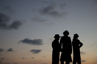 בשל ריסוס בשדה: הבחורים פונו מהישיבה