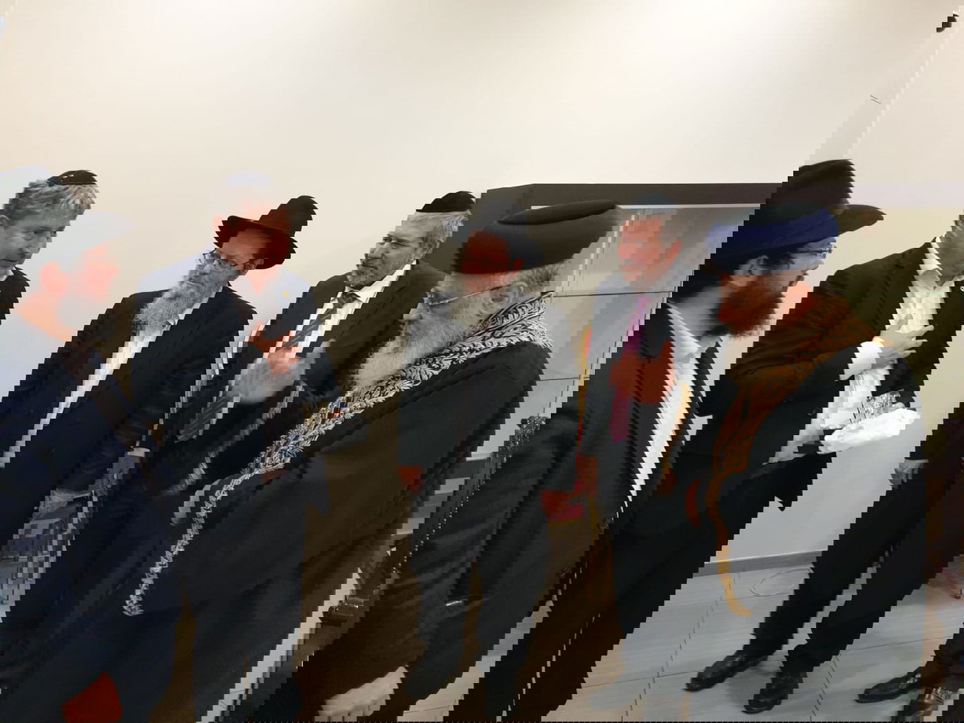 מסע החיזוק של הראשון לציון הגר"י יוסף באנטוורפן. צפו