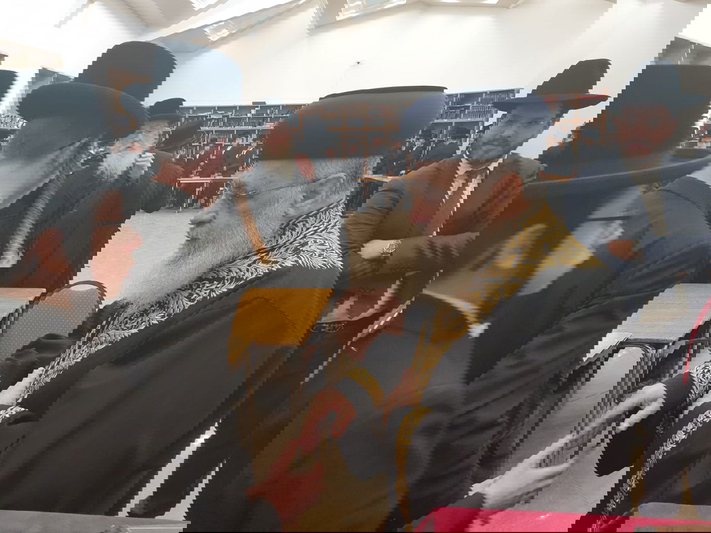 מסע החיזוק של הראשון לציון הגר"י יוסף באנטוורפן. צפו