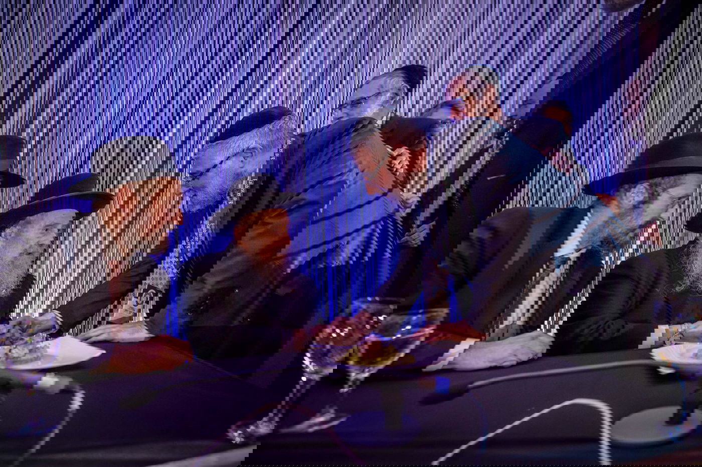 נשיא ועידת רבני אירופה, הגר"פ גולדשמידט עם זקן רבני אירופה בועידה באנטוורפן