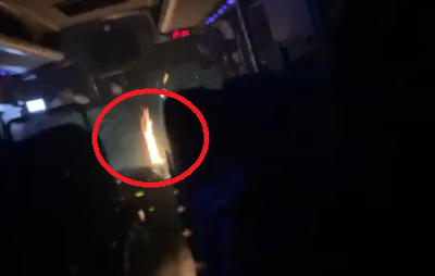 צפו: האוטובוס בער, הנוסעות צרחו באימה