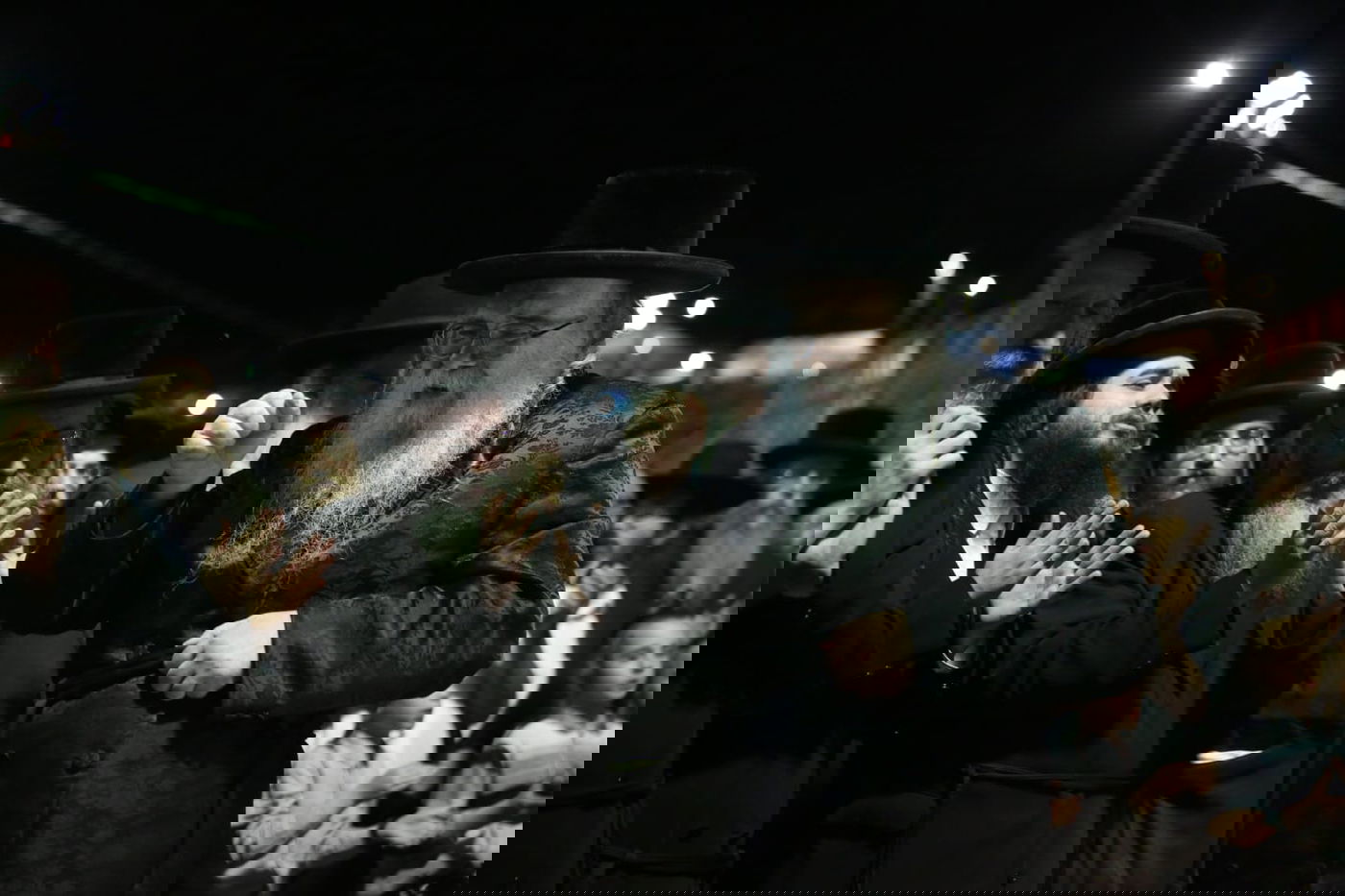 ערב ל"ג בעומר: האדמו"ר שכבר הדליק במירון