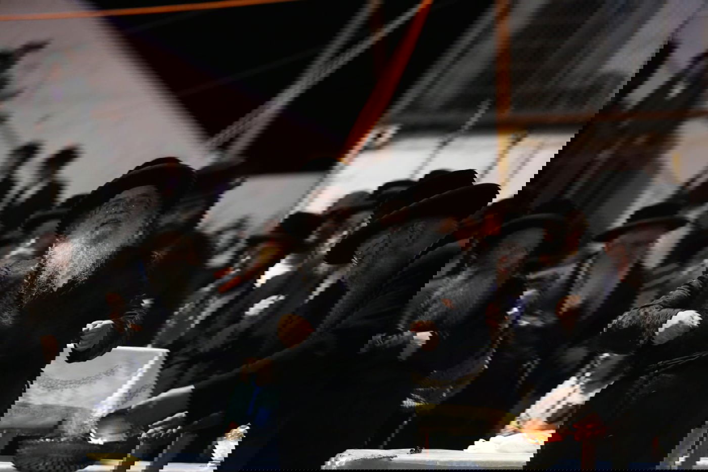 ערב ל"ג בעומר: האדמו"ר שכבר הדליק במירון