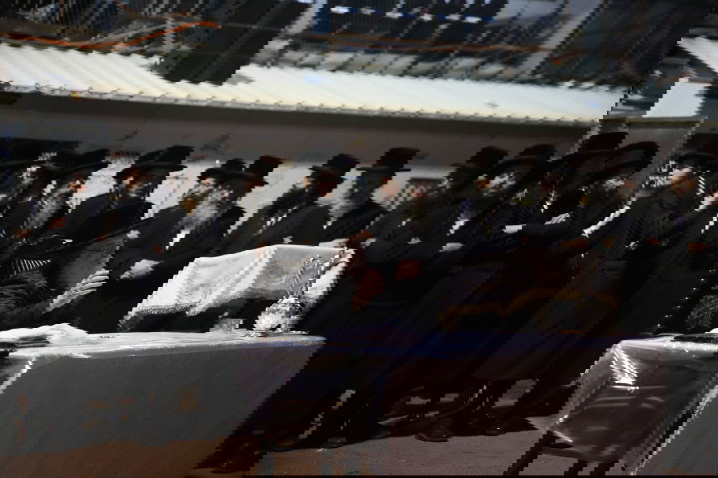 ערב ל"ג בעומר: האדמו"ר שכבר הדליק במירון