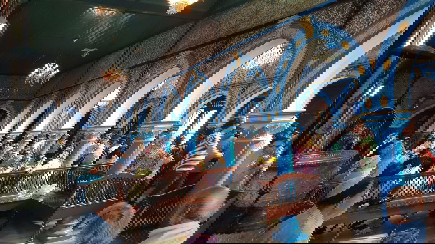 ל"ג בעומר בג'רבה: ראש הממשלה המקומי הצטרף לחוגגים