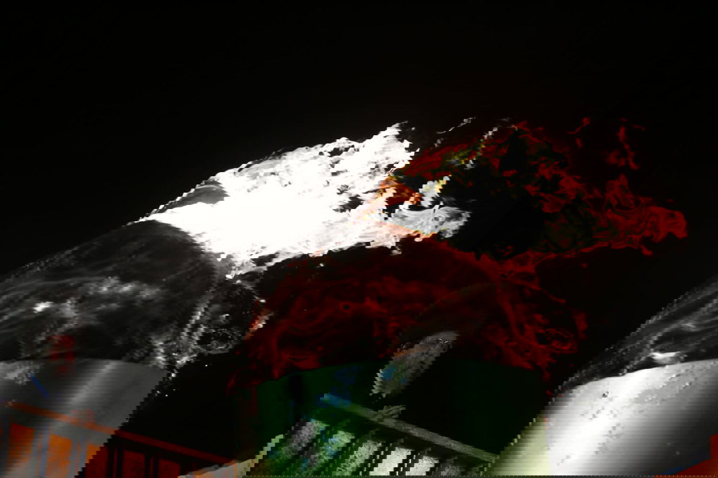 מירון: צפו במעמד ההדלקה המרכזי של האדמו"ר מבאיאן