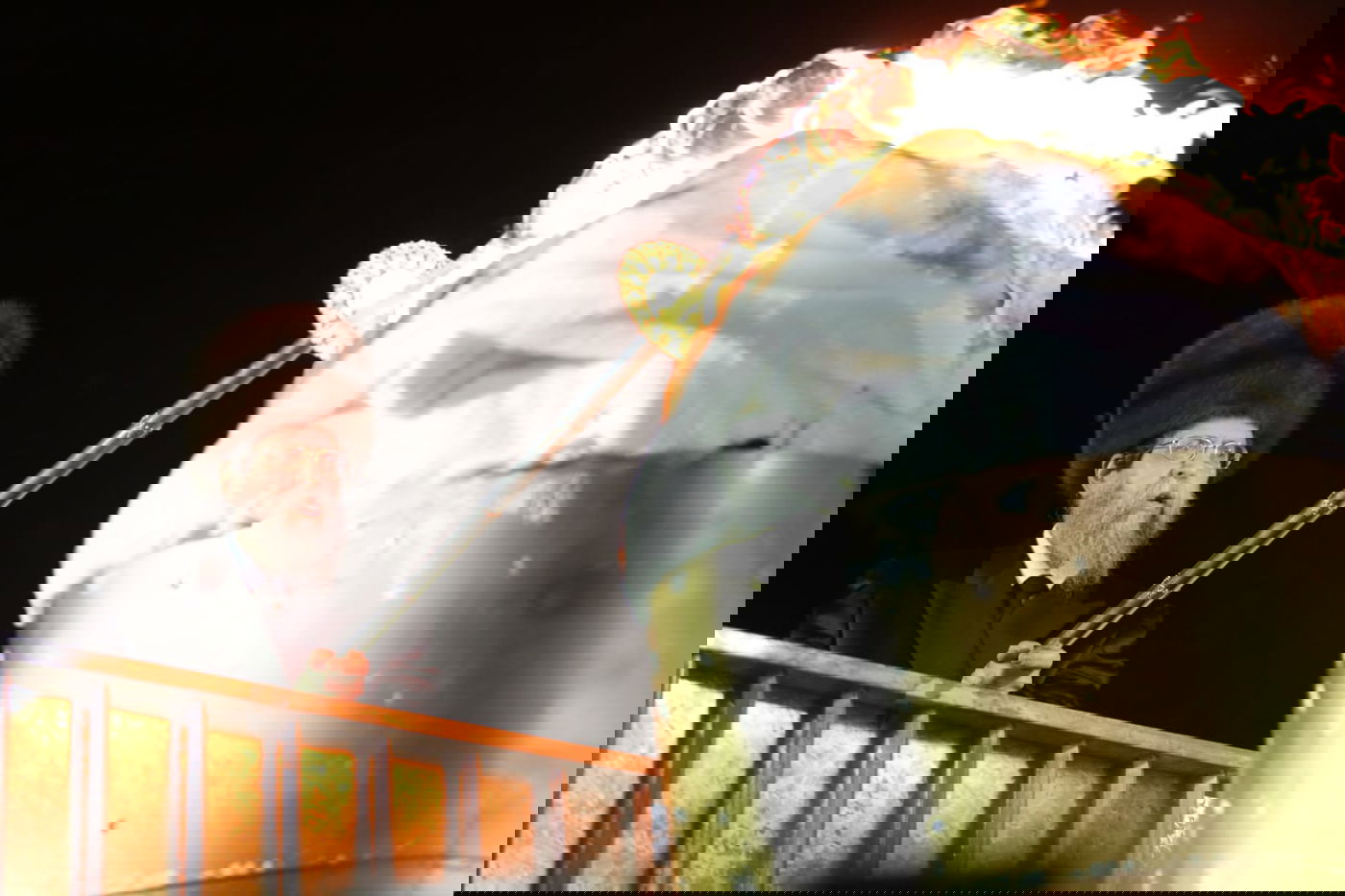 מירון: צפו במעמד ההדלקה המרכזי של האדמו"ר מבאיאן