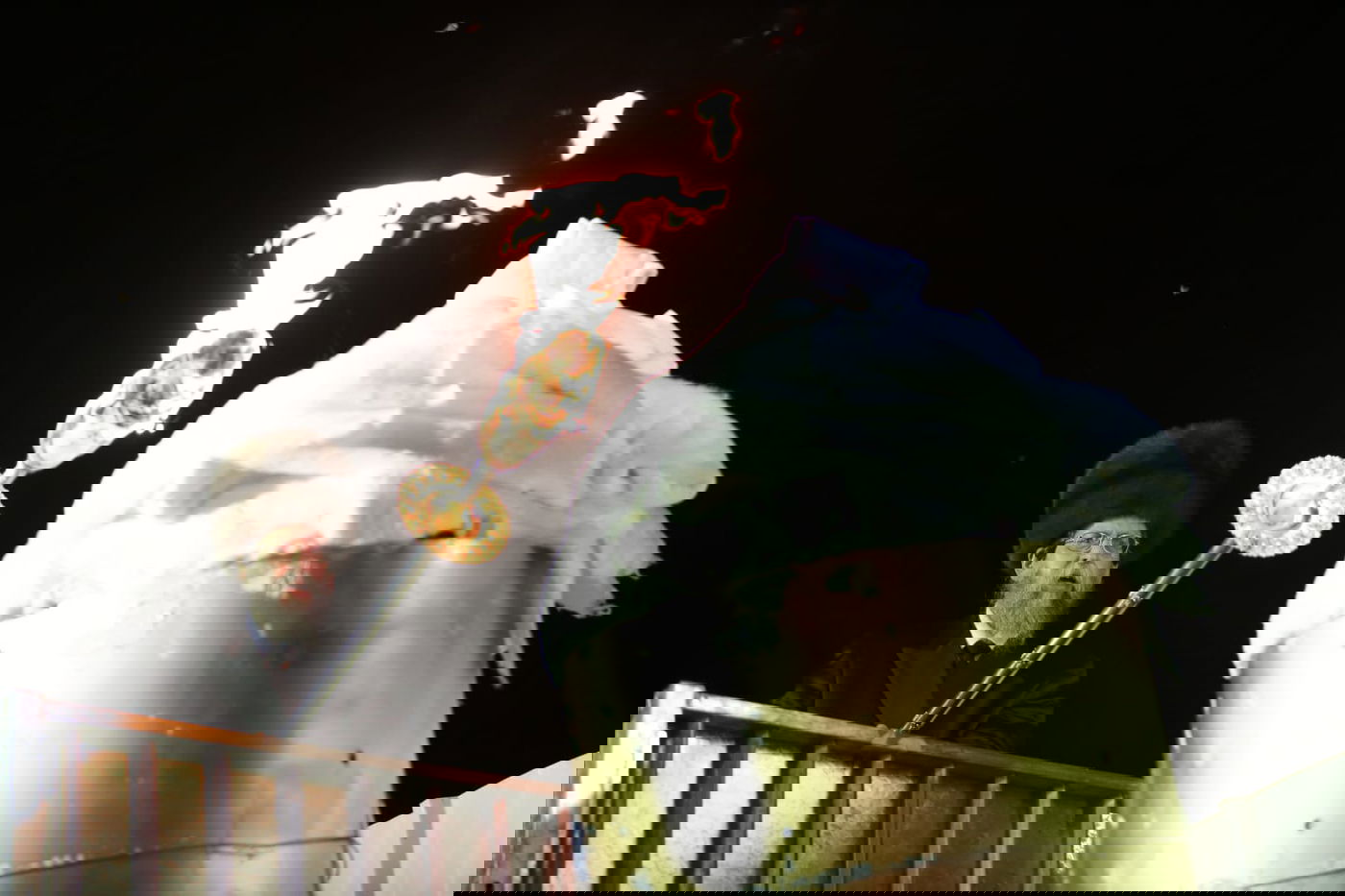 מירון: צפו במעמד ההדלקה המרכזי של האדמו"ר מבאיאן