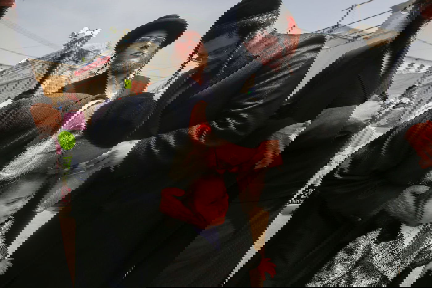 מירון: המקובל ערך חלאקה לילדים. תיעוד