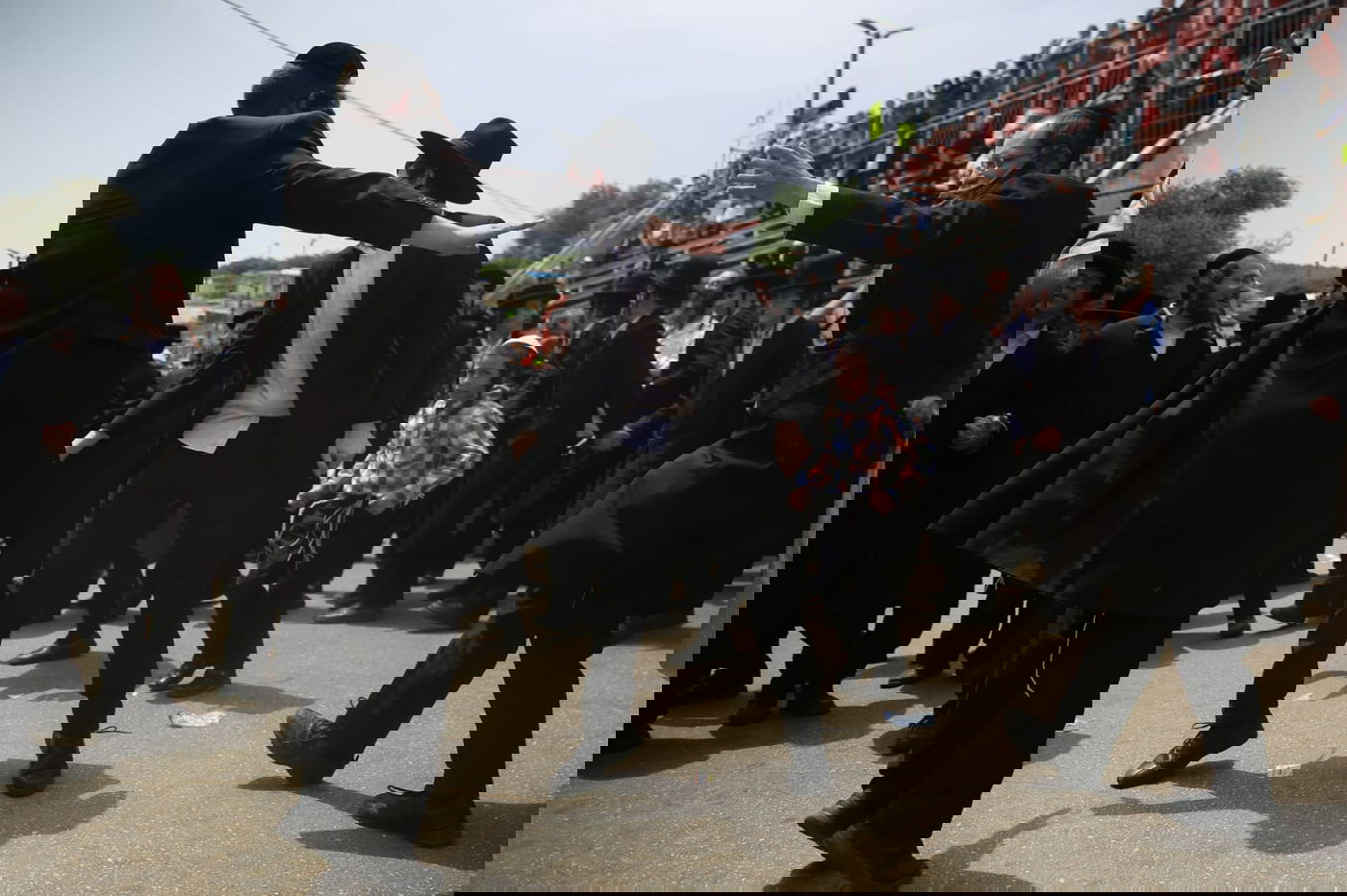 מירון: המקובל ערך חלאקה לילדים. תיעוד