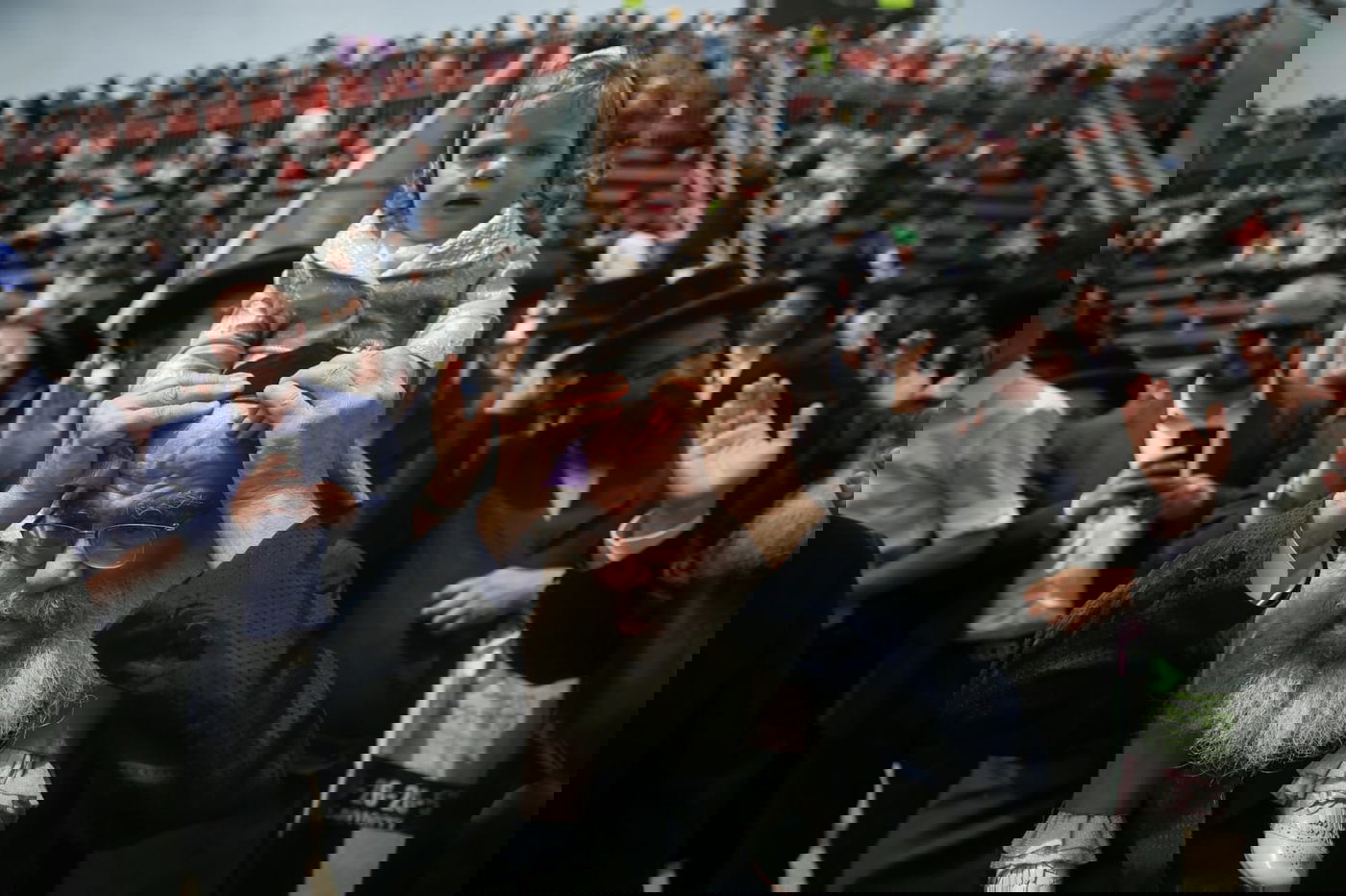 מירון: המקובל ערך חלאקה לילדים. תיעוד