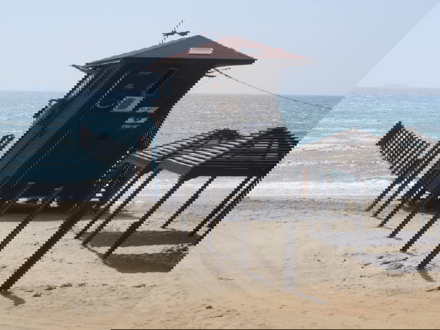 החוף בנפרד בלי מחיצות