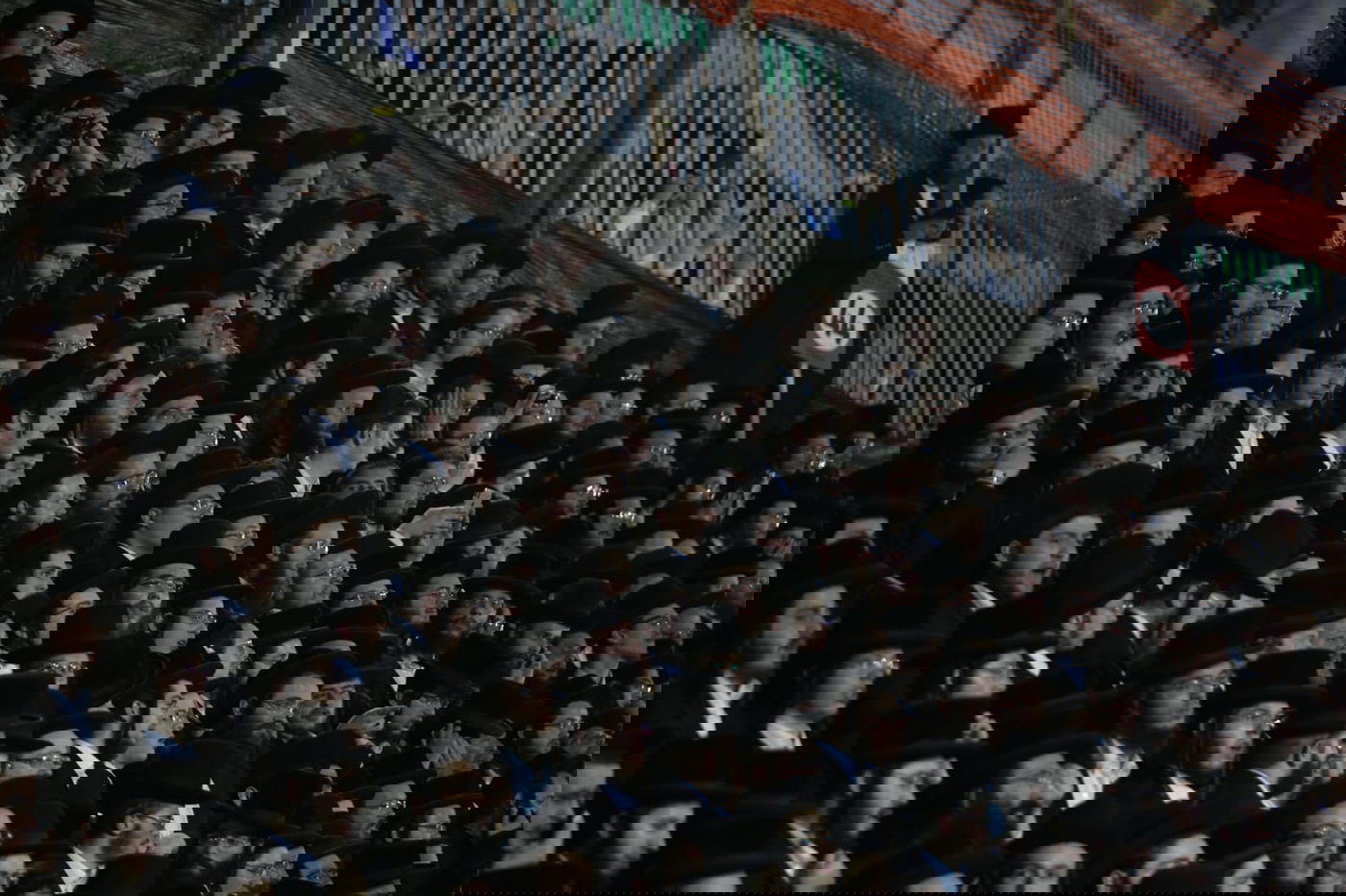 תיעוד מיוחד: ההדלקה של ר' מיילך בידרמן במירון