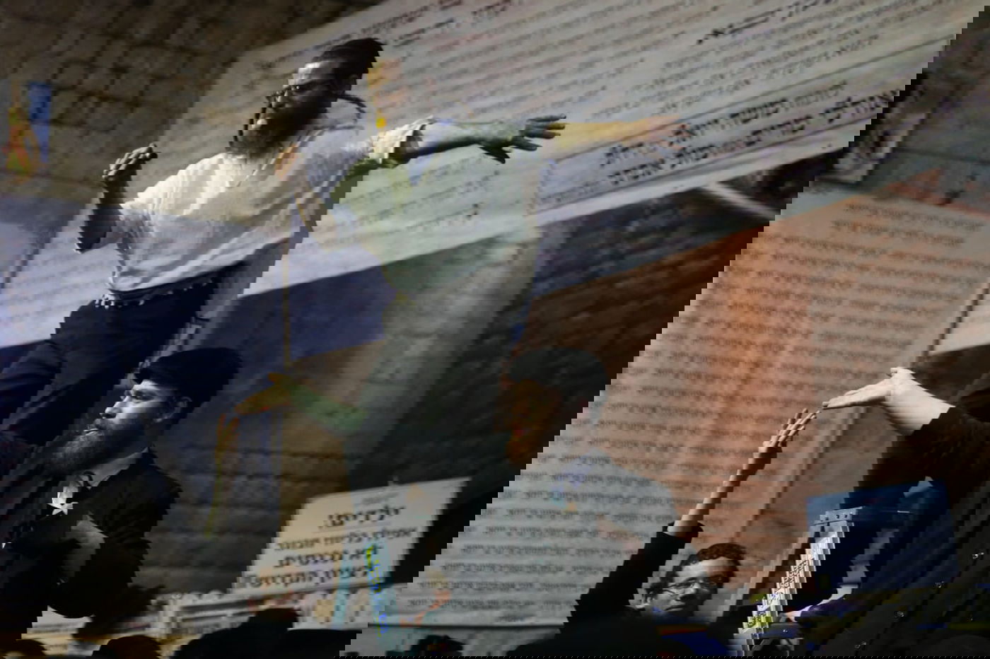 תיעוד מיוחד: ההדלקה של ר' מיילך בידרמן במירון