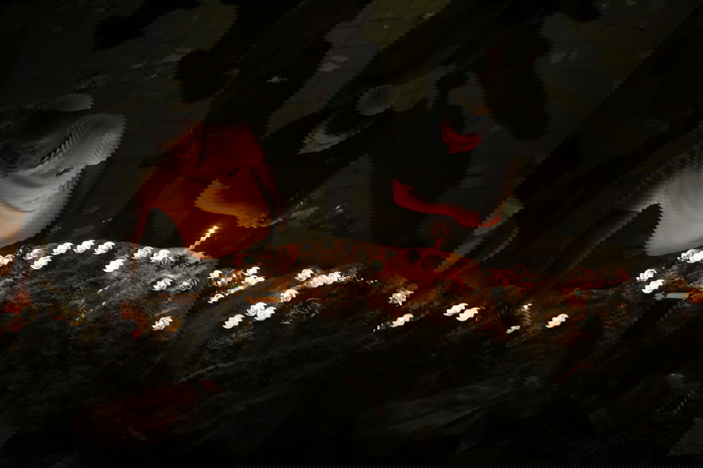 230 אלף איש, עשרות אלפי נרות | תיעוד