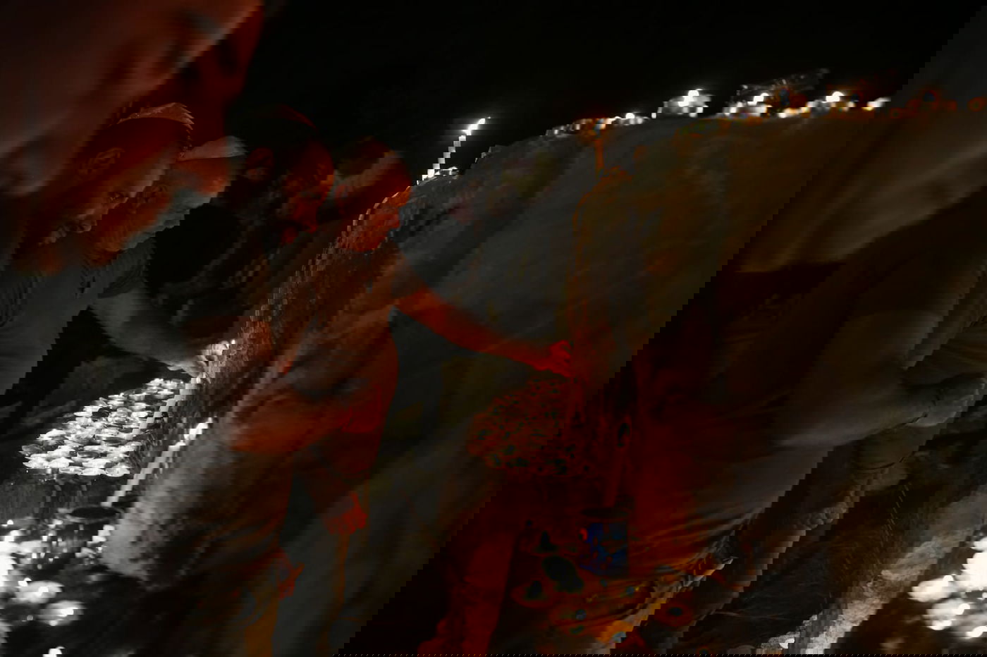 230 אלף איש, עשרות אלפי נרות | תיעוד