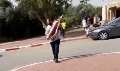 כך פונו ספרי התורה וניצלו מהלהבות • צפו