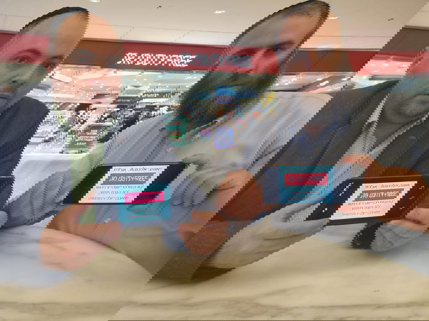 העיתונאים שהתחילו את המחאה, קובי סלע ואפרים קומיסר