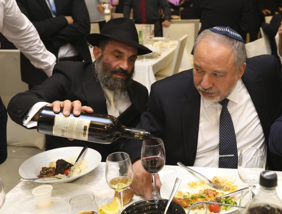 לוי אדרעי ואביגדור ליברמן