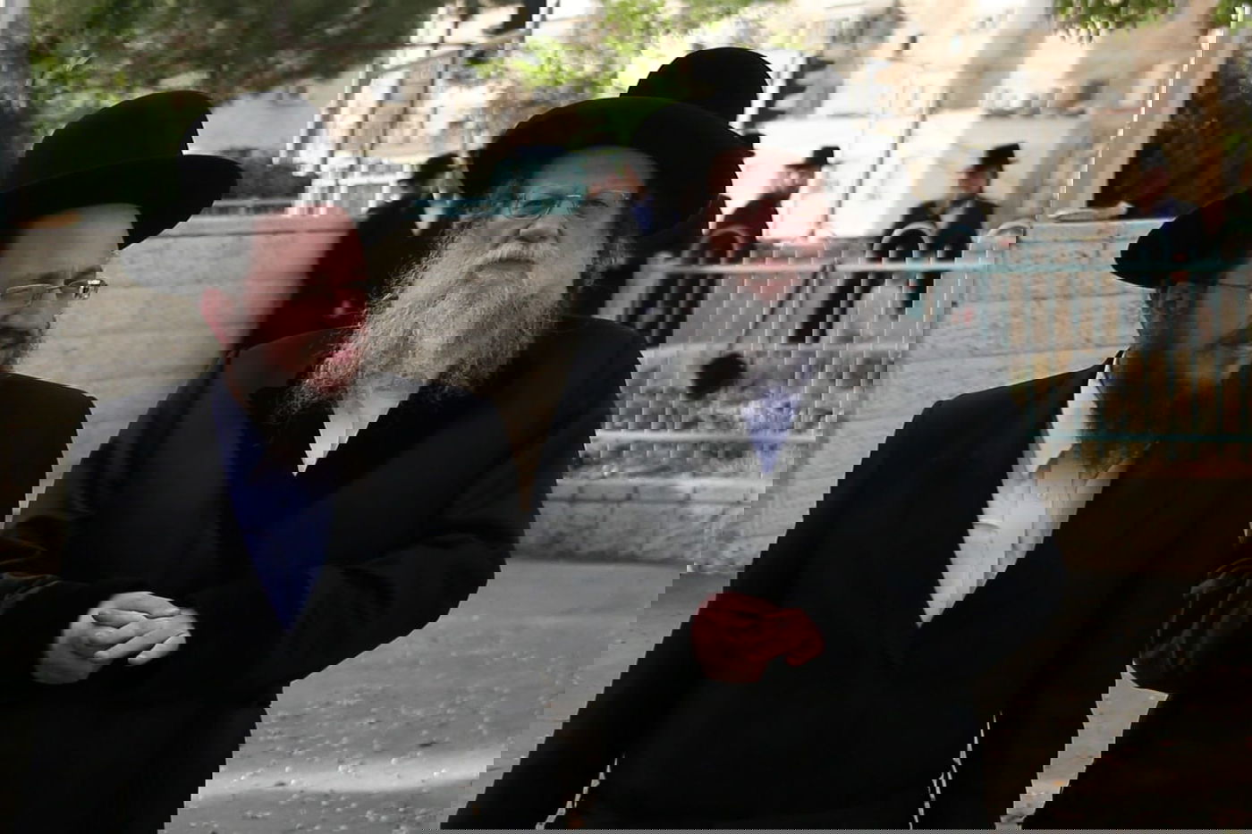 תיעוד: האדמו"רים מגיעים לכינוס המועצת