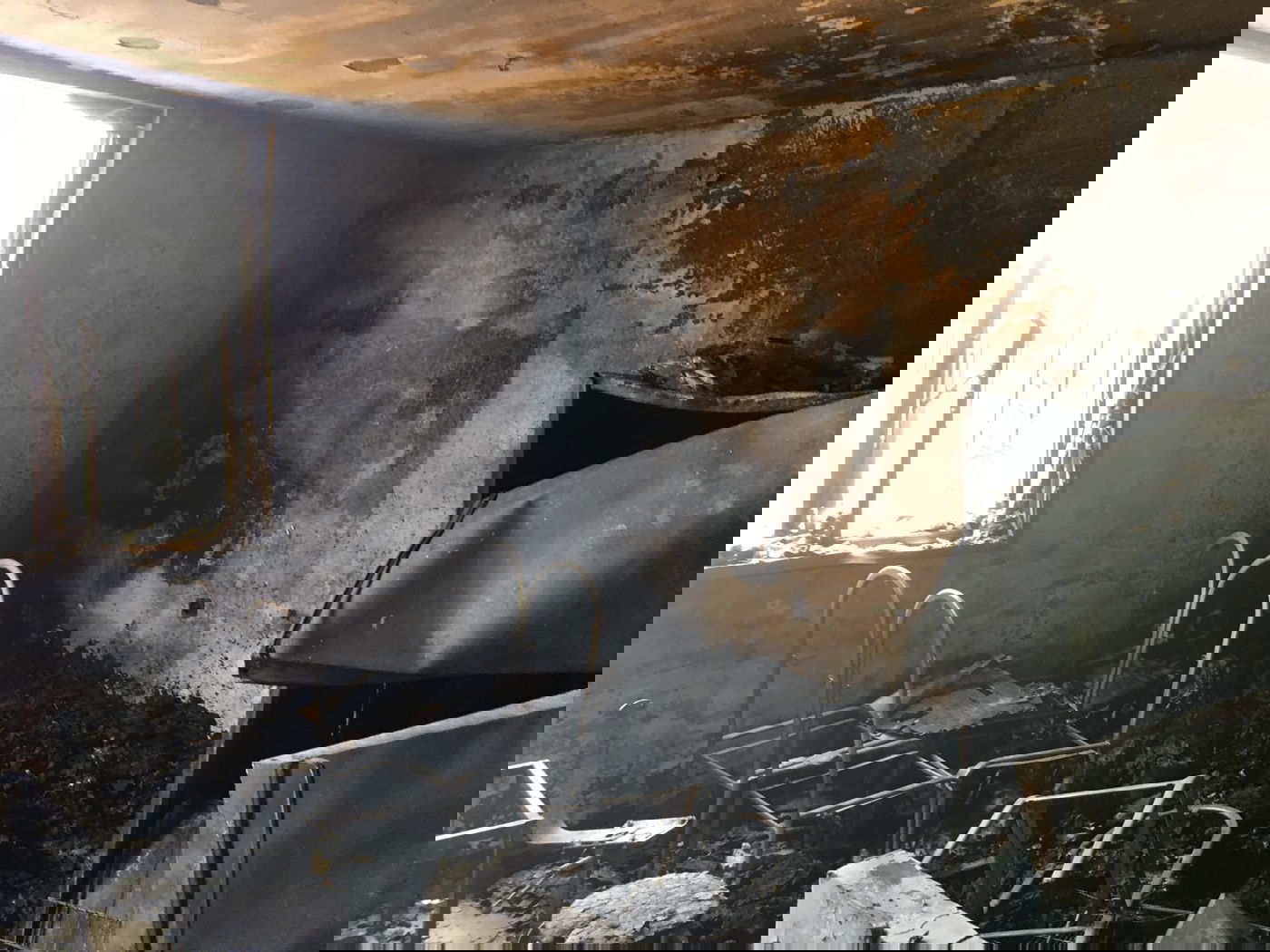 ביתו של קרליבך נשרף; הספרים ניצלו • צפו